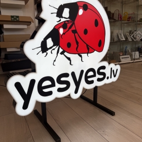 Šviesdėžės gamyba ir maketavimas